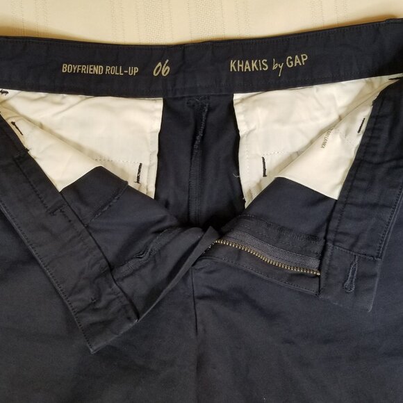 KHAKIS BY GAP BOYFRIEND ROLL-UP LADIES/ WOMEN SHORTS SIZE 06 NAVY - Picture 3 of 9